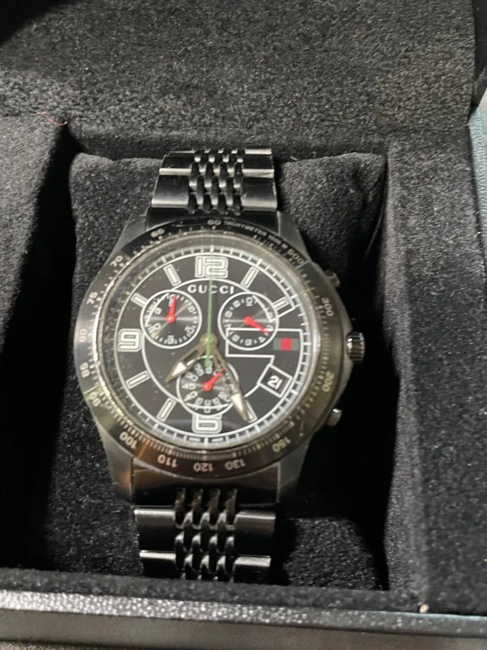 Gucci Swiss Made Mens Black Stainless Steel Chronograph Watch 126.2 With Box - C
